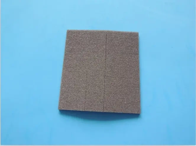 Schiuma conduttiva antistatica